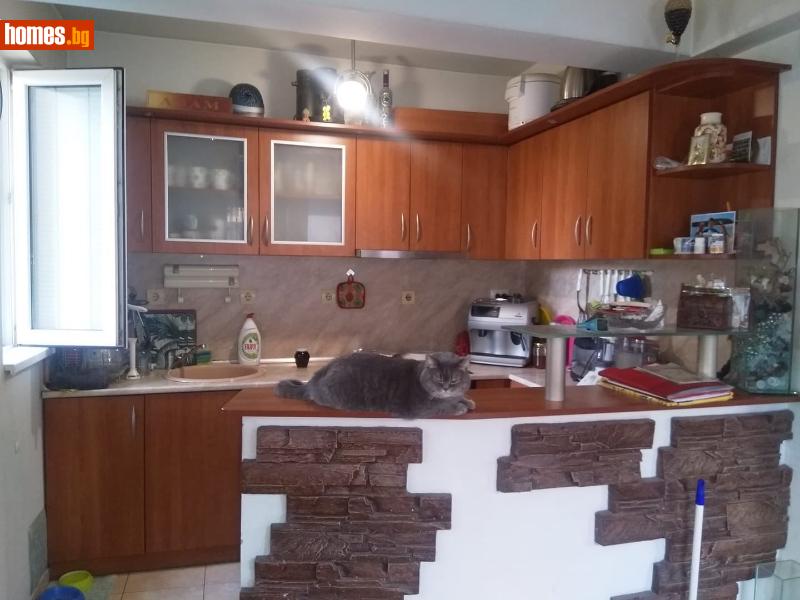 Тристаен, 94m² - Жк. Христо Ботев, Пловдив - Апартамент за продажба - Филипополис БФА - 76067942