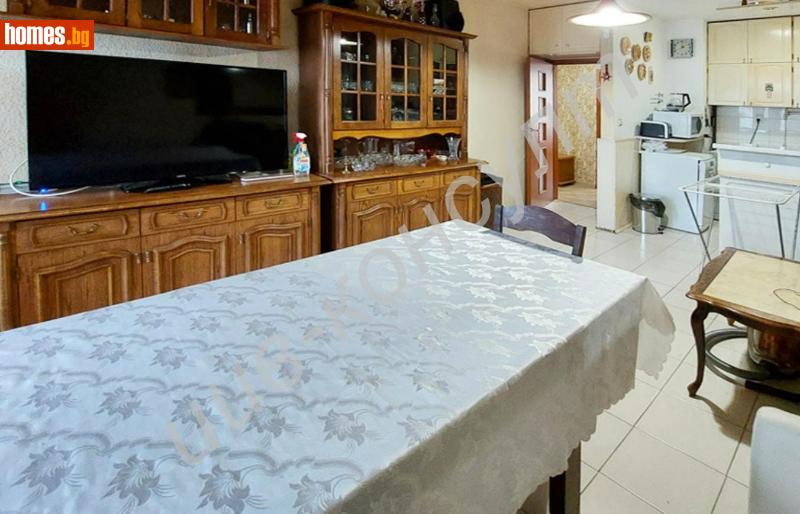 Тристаен, 80m² - Жк. Колю Фичето, Велико Търново - Апартамент за продажба - ИИВ - КОНСУЛТ - 92852078