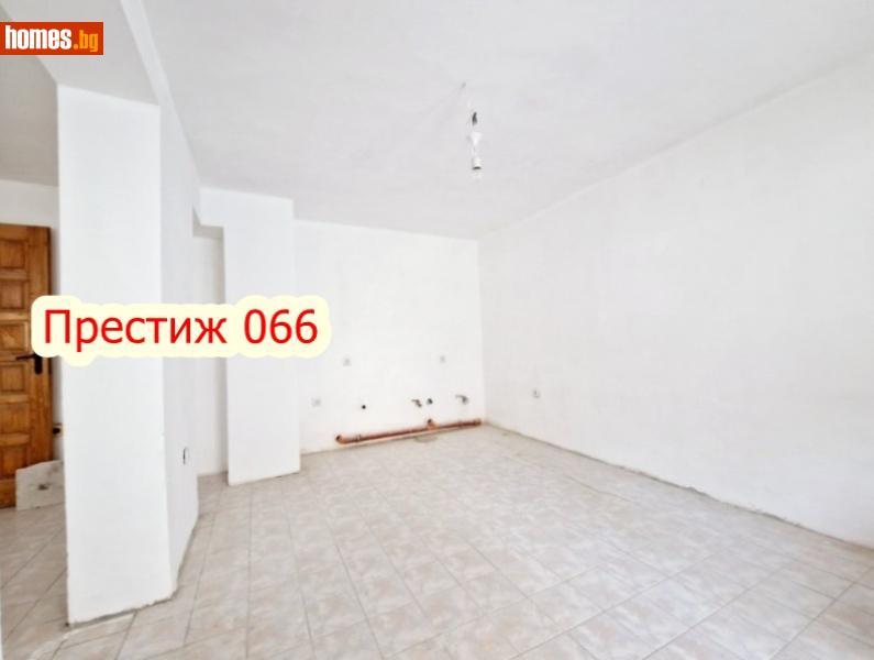 Тристаен, 110m² -  Широк център, Шумен - Апартамент за продажба - Престиж - 104335363