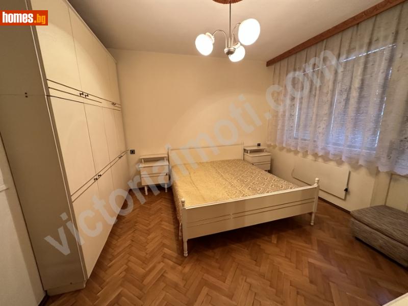 Многостаен, 140m² - Гр.Полски Тръмбеш, Полски Тръмбеш - Апартамент за продажба - ВИКТОРИЯ ИМОТИ - 104725557