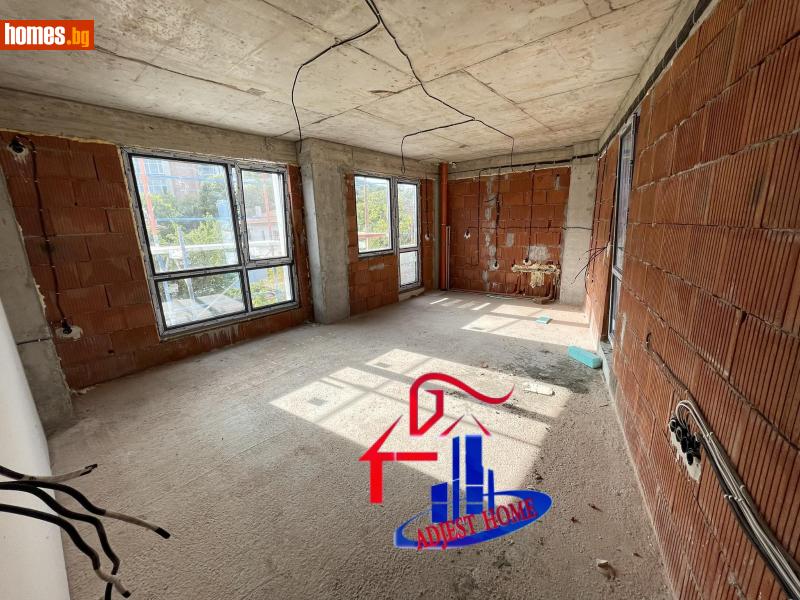 Тристаен, 107m² -  Бул. Велики Преслав, Шумен - Апартамент за продажба - Аджест хоум - 105935470