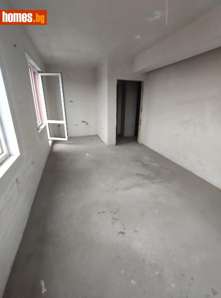Тристаен, 121m² - Жк. Тракия, Пловдив - Апартамент за продажба - SpaceImoti - 107355331