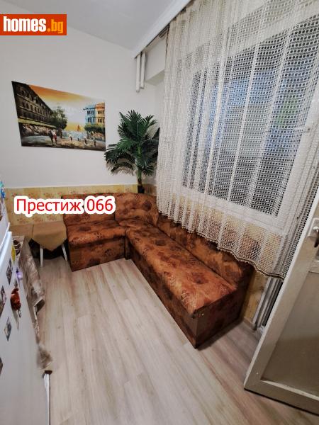 Тристаен, 78m² -  Боян Българанов 1, Шумен - Апартамент за продажба - Престиж - 107459803