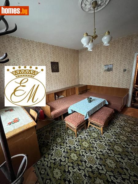 Тристаен, 87m² - Жк. Херсон, Шумен - Апартамент за продажба - Елена Минас - 107753595