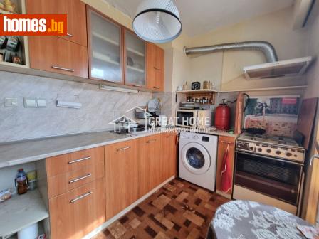 Тристаен, 70m² - Апартамент за продажба - 108790209