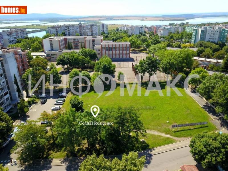 Тристаен, 102m² - Жк. Меден Рудник, Бургас - Апартамент за продажба - Инфомакс ЕООД - 109232362