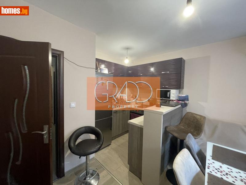 Тристаен, 73m² -  Колхозен Пазар, Варна - Апартамент за продажба - Grado Property - 110555418