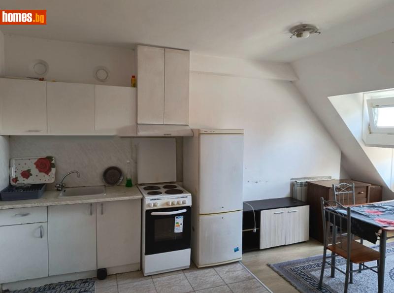 Тристаен, 75m² -  Център, София - Апартамент под наем - Титан Пропъртис - 111727136