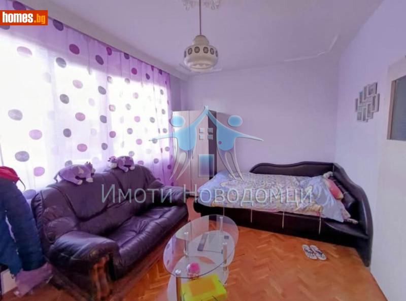 Тристаен, 80m² - Жк. Херсон, Шумен - Апартамент за продажба - НОВОДОМЦИ - 112604186