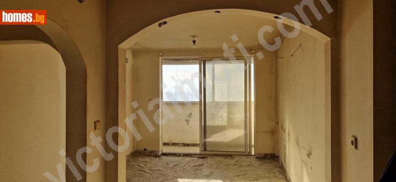 Тристаен, 107m² - Жк. Колю Фичето, Велико Търново - Апартамент за продажба - ВИКТОРИЯ ИМОТИ - 112626982