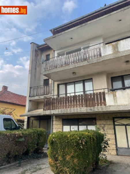 Многостаен, 215m² - Гр.Гулянци, Гулянци - Апартамент за продажба - Петьо Миров - 112772102
