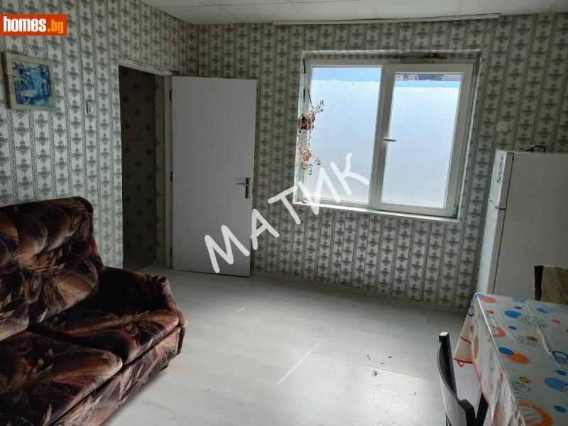 Тристаен, 84m² - Жк. Родина 1, Русе - Апартамент за продажба - Имоти Русе Матик - 112947363