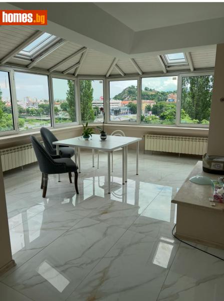 Тристаен, 220m² - Кв. Кършияка, Пловдив - Апартамент за продажба - БРИА - 113028098
