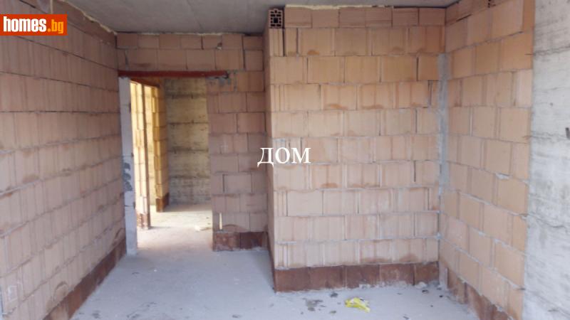 Тристаен, 100m² - Жк. Добруджански, Шумен - Апартамент за продажба - ДОМ - 113057022