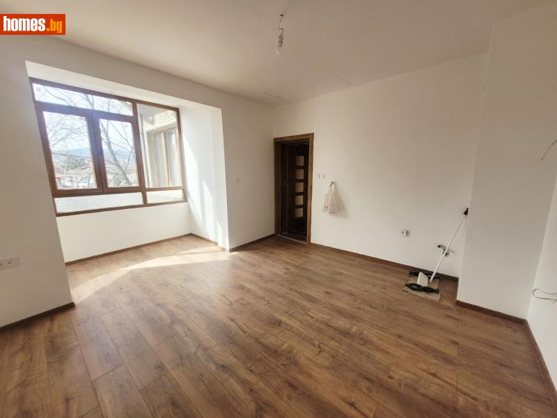 Четиристаен, 90m² -  Център, Шумен - Апартамент за продажба - Престиж - 113389256