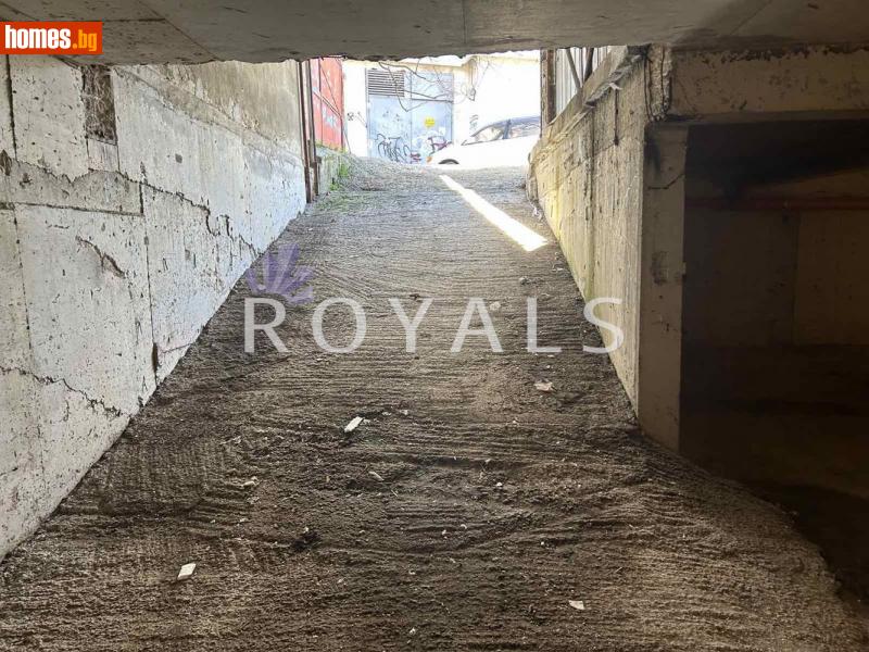 Гараж, 20m² -  Окръжна Болница, Варна - Апартамент за продажба - РОЯЛС - 113997980