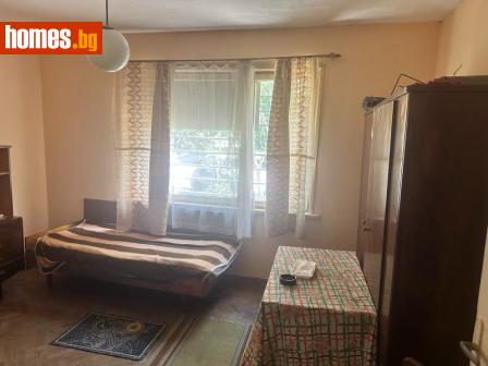 Тристаен, 80m² - Апартамент за продажба - 114021102