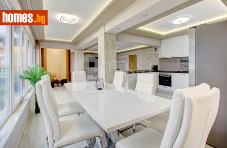 Тристаен, 200m² - Апартамент за продажба - 114129957