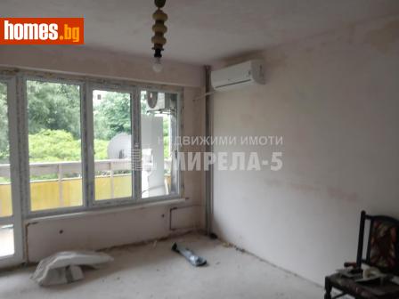 Тристаен, 80m² - Апартамент за продажба - 114307731