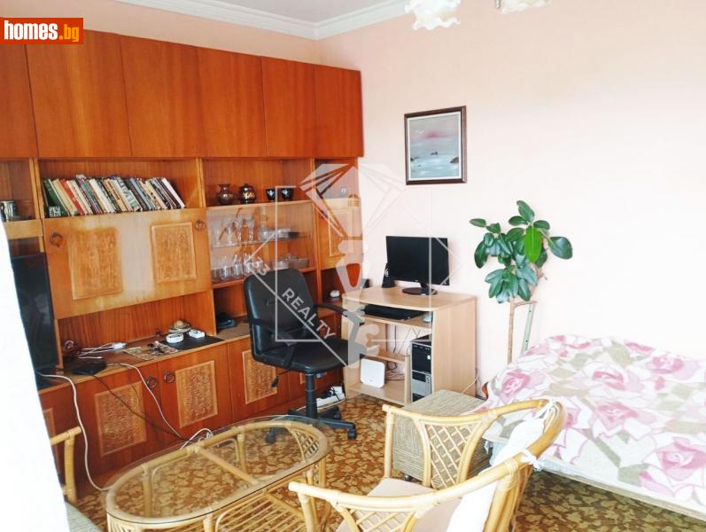 Тристаен, 96m² - Жк. Христо Ботев, Пловдив - Апартамент за продажба - 33 Realty - 114336479