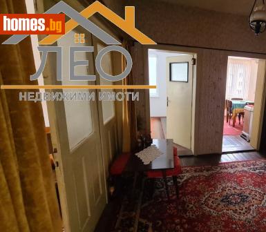 Тристаен, 90m² - Апартамент за продажба - 114367908