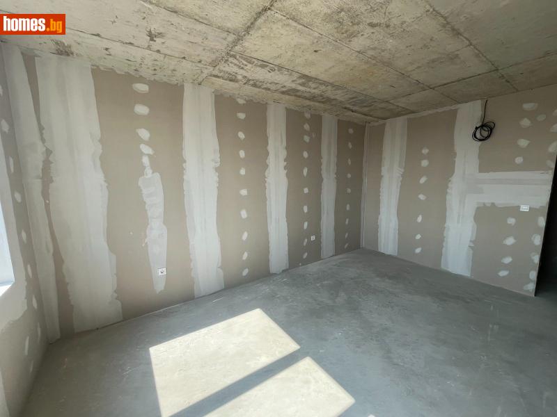 Четиристаен, 250m² - Жк. Трошево, Варна - Апартамент за продажба - Революшън Естейт - 114439326