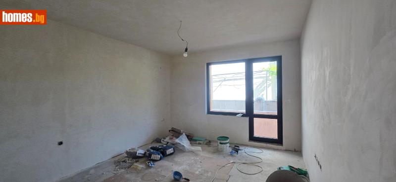 Тристаен, 98m² - Жк. Добруджански, Шумен - Апартамент за продажба - Адрес недвижими имоти - кантора Шумен - 114480212