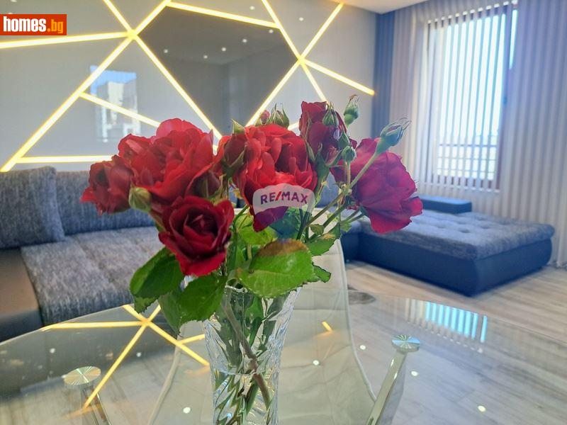 Тристаен, 114m² - Гр.Балчик, Добрич - Апартамент за продажба - RE/MAX Partners - 114530251