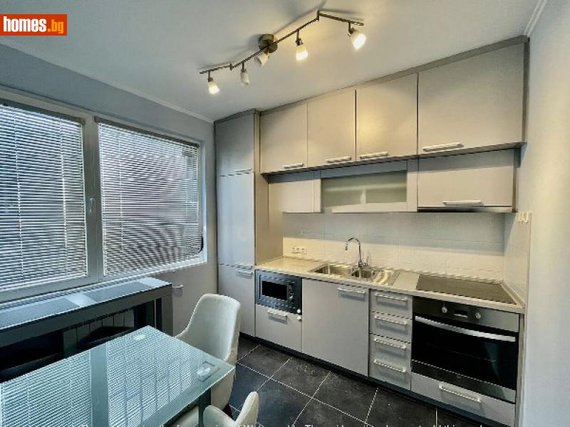 Тристаен, 100m² - Жк. Изток, София - Апартамент за продажба - Уни Комерс ООД - 114592682