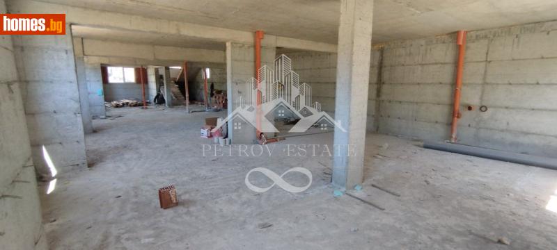 Гараж, 87m² - Гр.Велинград, Пазарджик - Апартамент за продажба - Petrov Estate - 114604686
