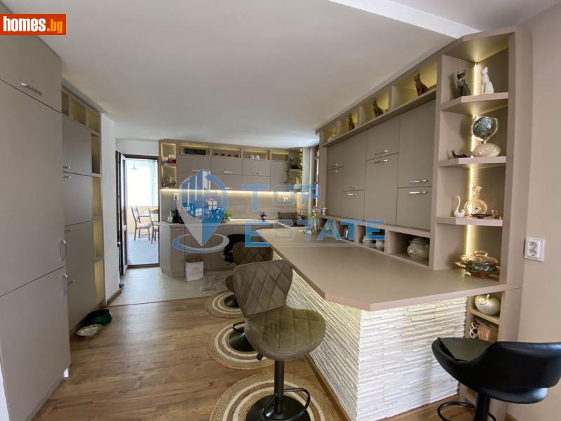 Тристаен, 220m² -  Център, Велико Търново - Апартамент за продажба - Top Estate - 114633714
