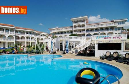 Тристаен, 90m² - Апартамент за продажба - 114637337