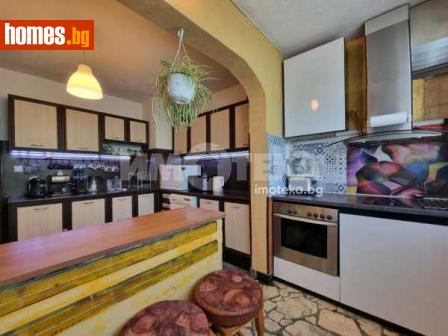 Тристаен, 80m² - Апартамент за продажба - 114689053