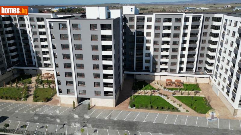 Тристаен, 98m² - Жк. Изгрев, Бургас - Апартамент за продажба - Рeалина Бургас - 114749031