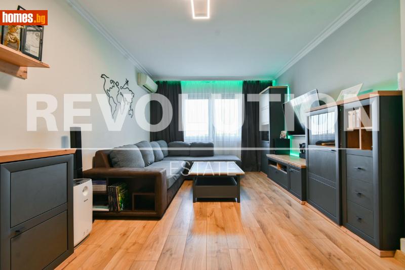 Тристаен, 107m² - Жк. Люлин 10, София - Апартамент за продажба - Революшън Естейт - 114762937