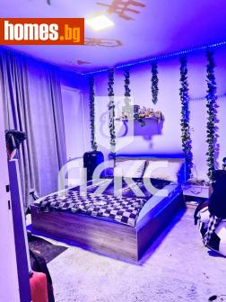 Тристаен, 65m² - Апартамент за продажба - 114813372