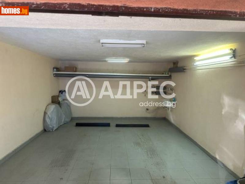Гараж, 22m² - Жк. Иван Вазов, София - Апартамент за продажба - АДРЕС НЕДВИЖИМИ ИМОТИ - 114836322