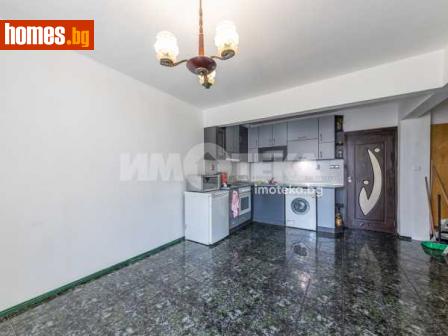 Тристаен, 70m² - Апартамент за продажба - 114836670