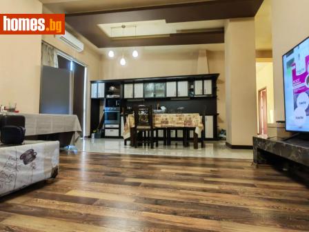 Тристаен, 120m² - Апартамент за продажба - 114837656