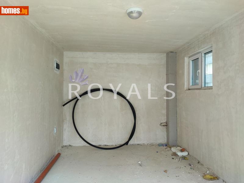 Гараж, 24m² - Кв. Аспарухово, Варна - Апартамент за продажба - РОЯЛС - 114846423