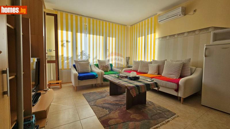 Тристаен, 78m² - С.Топола, Добрич - Апартамент за продажба - RE/MAX Partners - 114852206