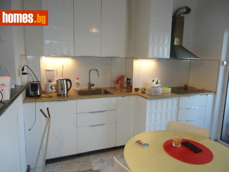 Тристаен, 169m² - Апартамент за продажба - 114873146