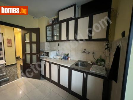 Тристаен, 68m² - Апартамент за продажба - 114928039