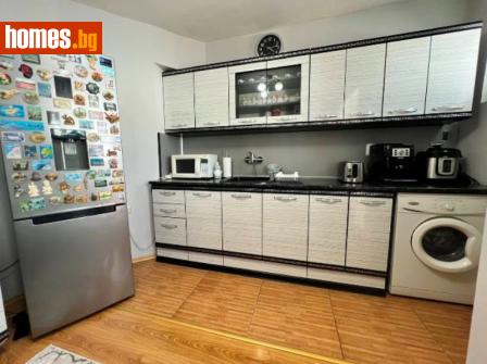Тристаен, 92m² - Апартамент за продажба - 114960346
