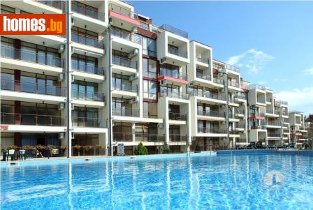 Тристаен, 143m² - Апартамент за продажба - 115032301