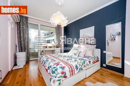 Тристаен, 110m² - Апартамент за продажба - 115323376