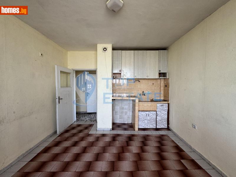 Тристаен, 80m² - Жк. Бузлуджа, Велико Търново - Апартамент за продажба - Top Estate - 115381048