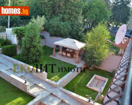 Тристаен, 137m² - Апартамент за продажба - 115435786