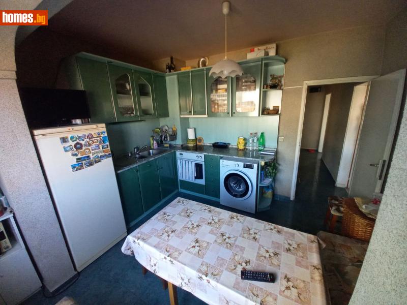 Двустаен, 64m² - Кв. Гривица, Шумен - Апартамент за продажба - Адрес недвижими имоти - кантора Шумен - 115449457