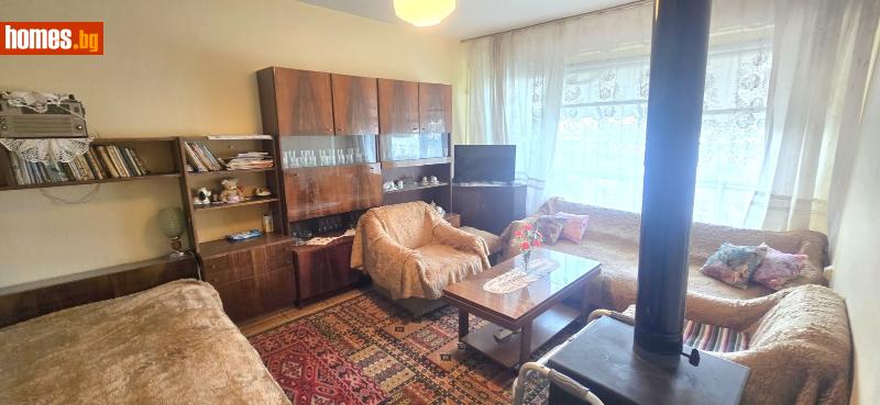 Едностаен, 40m² - Жк. Тракия, Шумен - Апартамент за продажба - Адрес недвижими имоти - кантора Шумен - 115449553